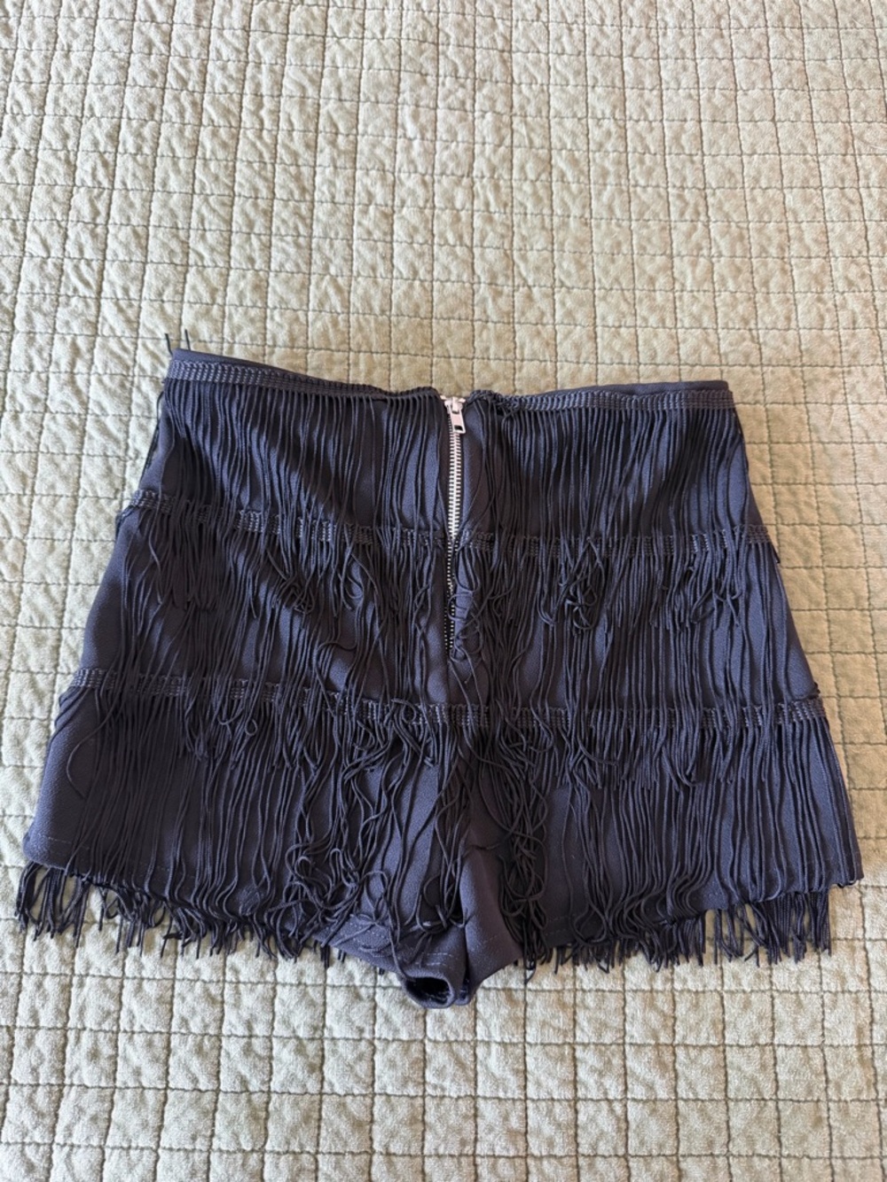 Pretty Little Thing Fringe Crop Top and short set - Picture 7 of 10
